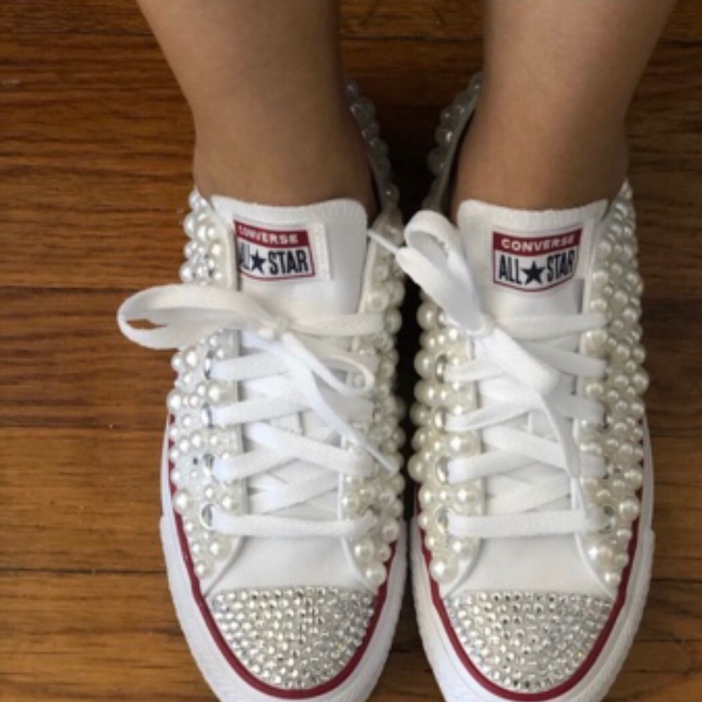 Purchased brand new for my wedding. Wore  2 hrs